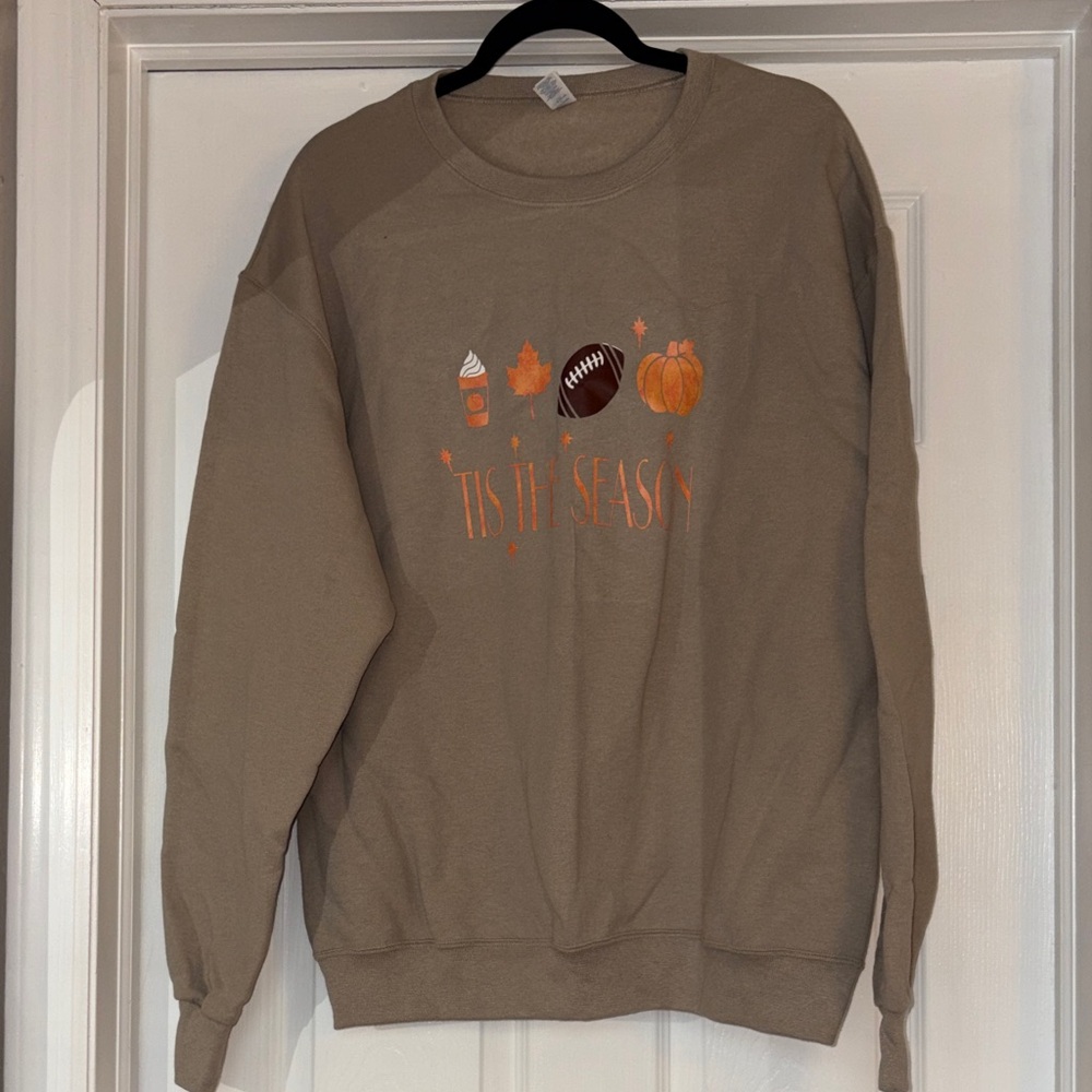 Jerzees Beige Sweatshirt with Autumn Motif